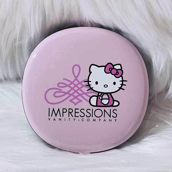 Hello Kitty® "The Swirl" LED Compact Mirror - Picture 1 of 5